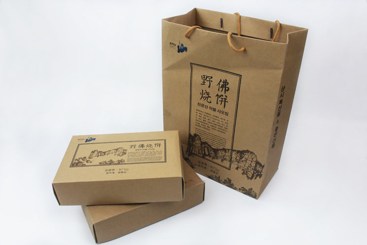 這樣原汁原味土特產(chǎn)禮品盒+手提袋套裝你也想要嗎？快來長沙印刷廠日大彩印定制！